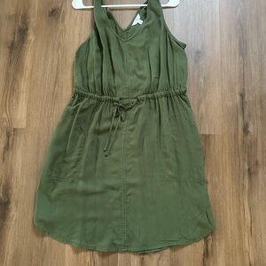 Green Sleeveless Dress with Drawstring Waist